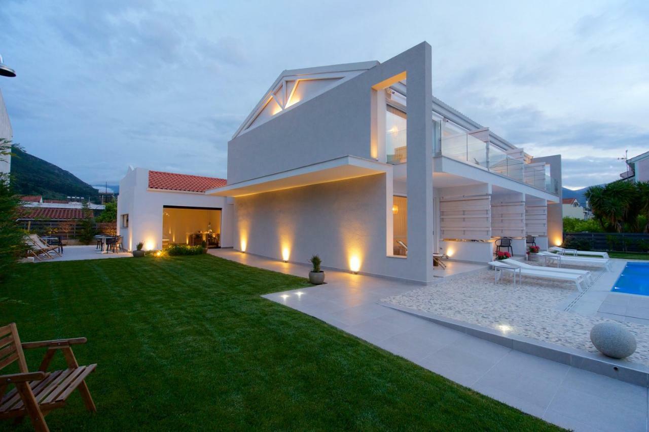 Alancia Suites Sami  Bagian luar foto
