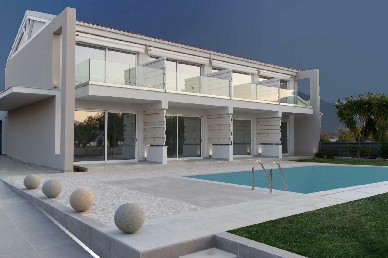 Alancia Suites Sami  Bagian luar foto